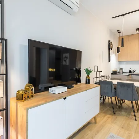 Central Warsaw Apartment - Great Location- Two Bedrooms Apartment- Warsaw Stays- Sienna Street Екстер'єр фото